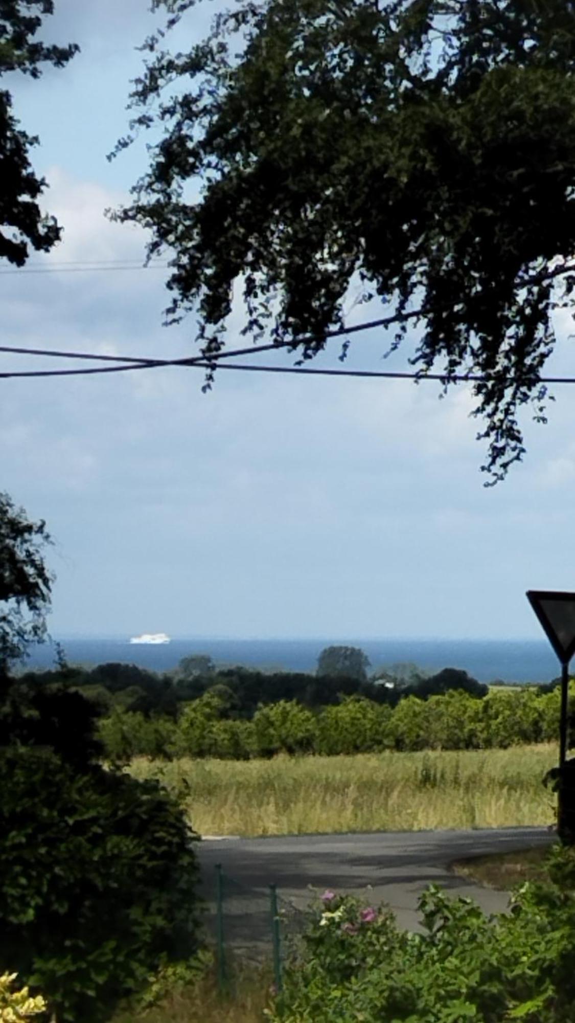 Inspektorenhaus Am Jagdschloss Mit Meerblick Hohen Niendorf Luaran gambar