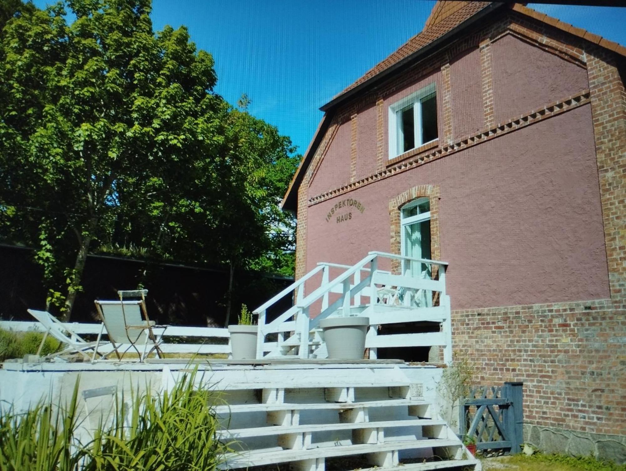 Inspektorenhaus Am Jagdschloss Mit Meerblick Hohen Niendorf Luaran gambar